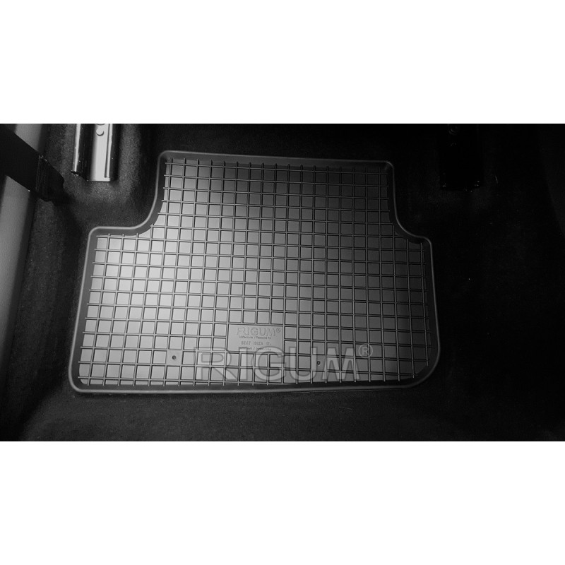 Rubber Car Mats VOLKSWAGEN POLO (2017-...) RIGUM, Black