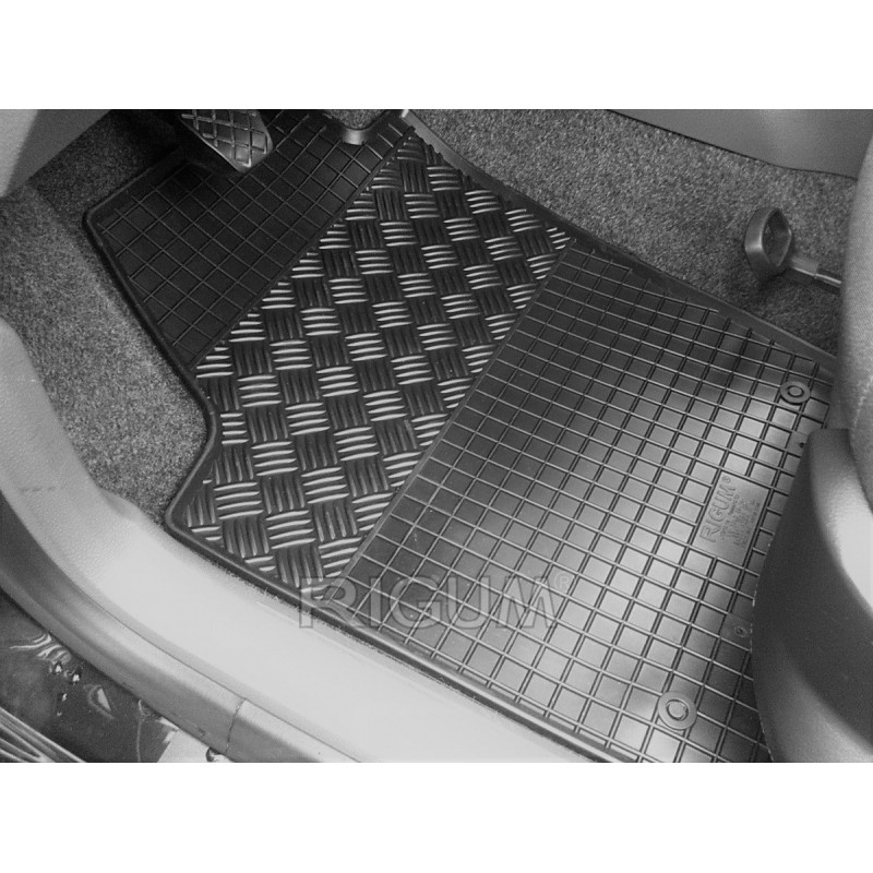 Rubber Car Mats SEAT IBIZA (2008-...) RIGUM, Black