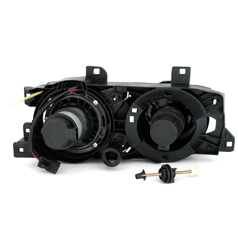 BMW e32/e34 (86-95) lukturi, melni ar krustiem