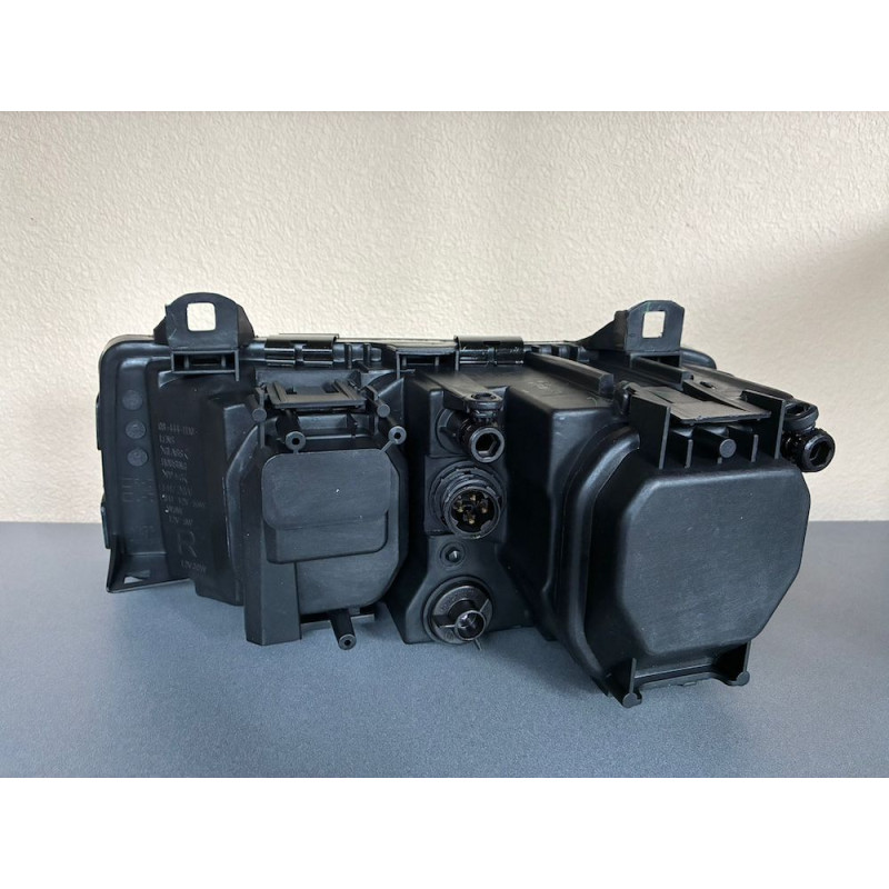 BMW e36 (91-99) L+R lukturi ar lēcām, melni