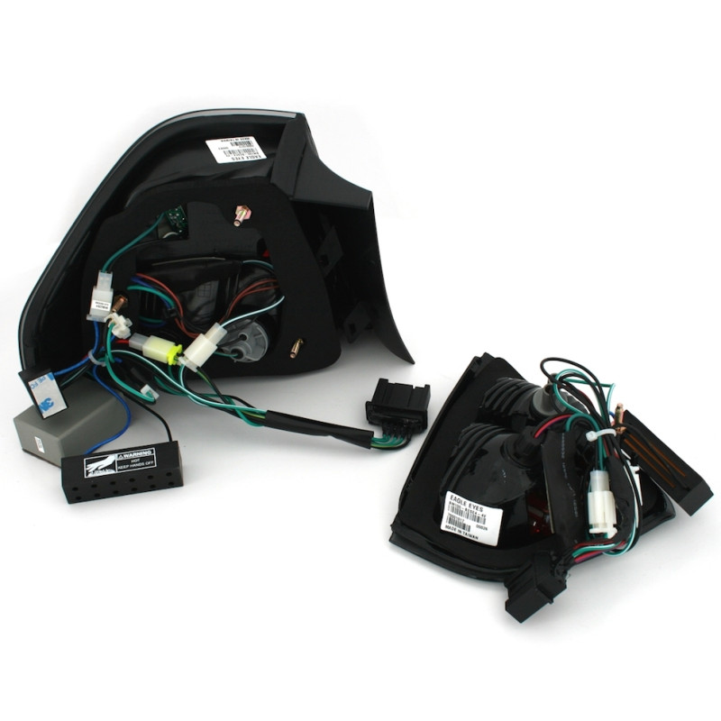BMW e90 (05-08) LED aizmugurējie lukturi, sarkani/hromēti 2
